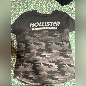 black camo hollister t-shirt